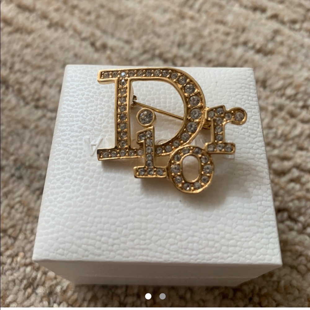 Authentic Dior small brooch